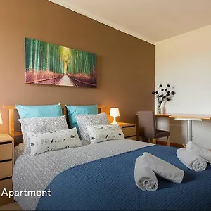 Cardoso Pires 2 Bedrooms Apt. , Lisbona Portogallo
